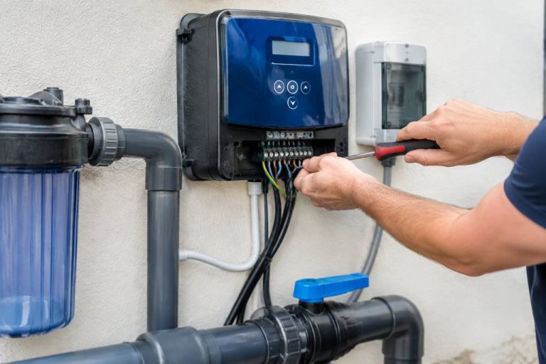 Branchement électrique d’un électrolyseur au sel : les étapes à suivre